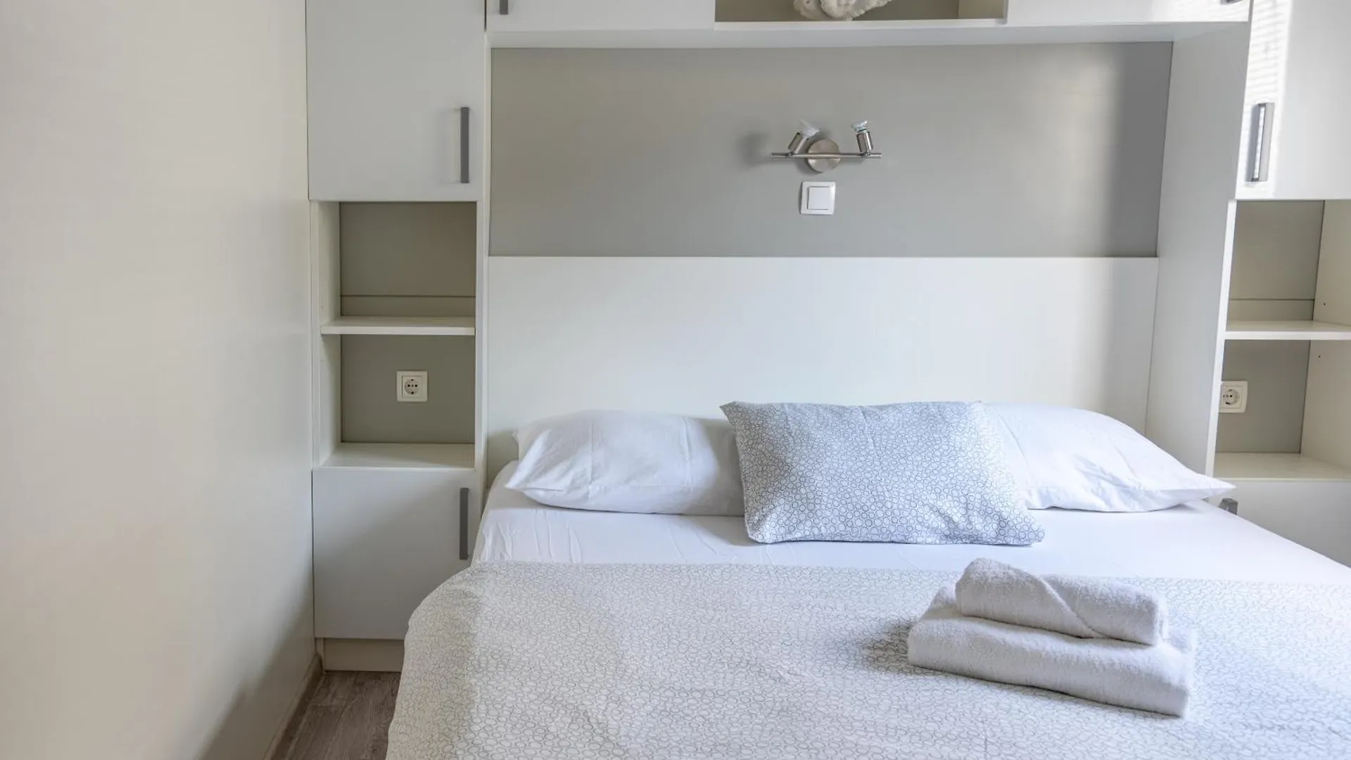Rasin Mobile Homes Pakoštane Ferienhaus